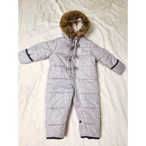 Oshkosh B'gosh 12 month baby bunting/snowsuit